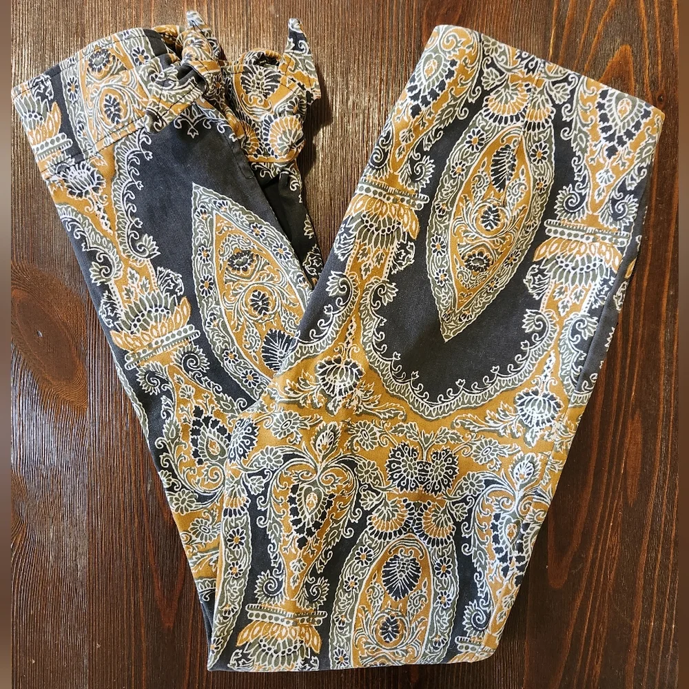 Free People Paisley Print Gray GoldCropped Tie Ankle Pants 0